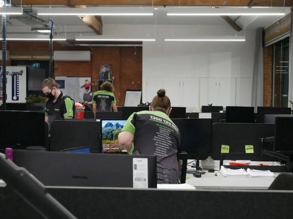 37-How-Commercial-Cleaners-in-Brisbane-Boost-Office-Hygiene-and-Pro (2)